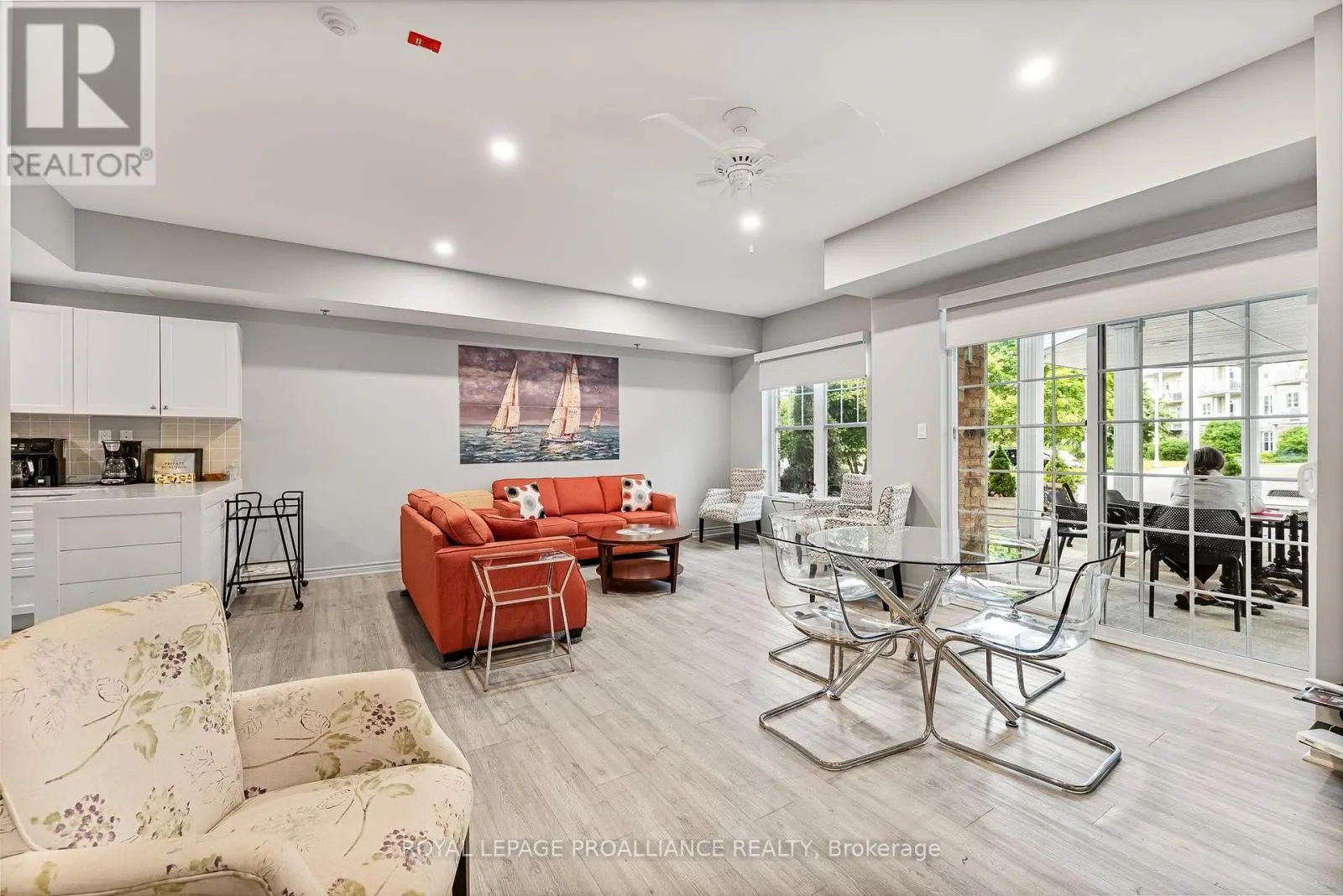 407 - 125 THIRD STREET, #407