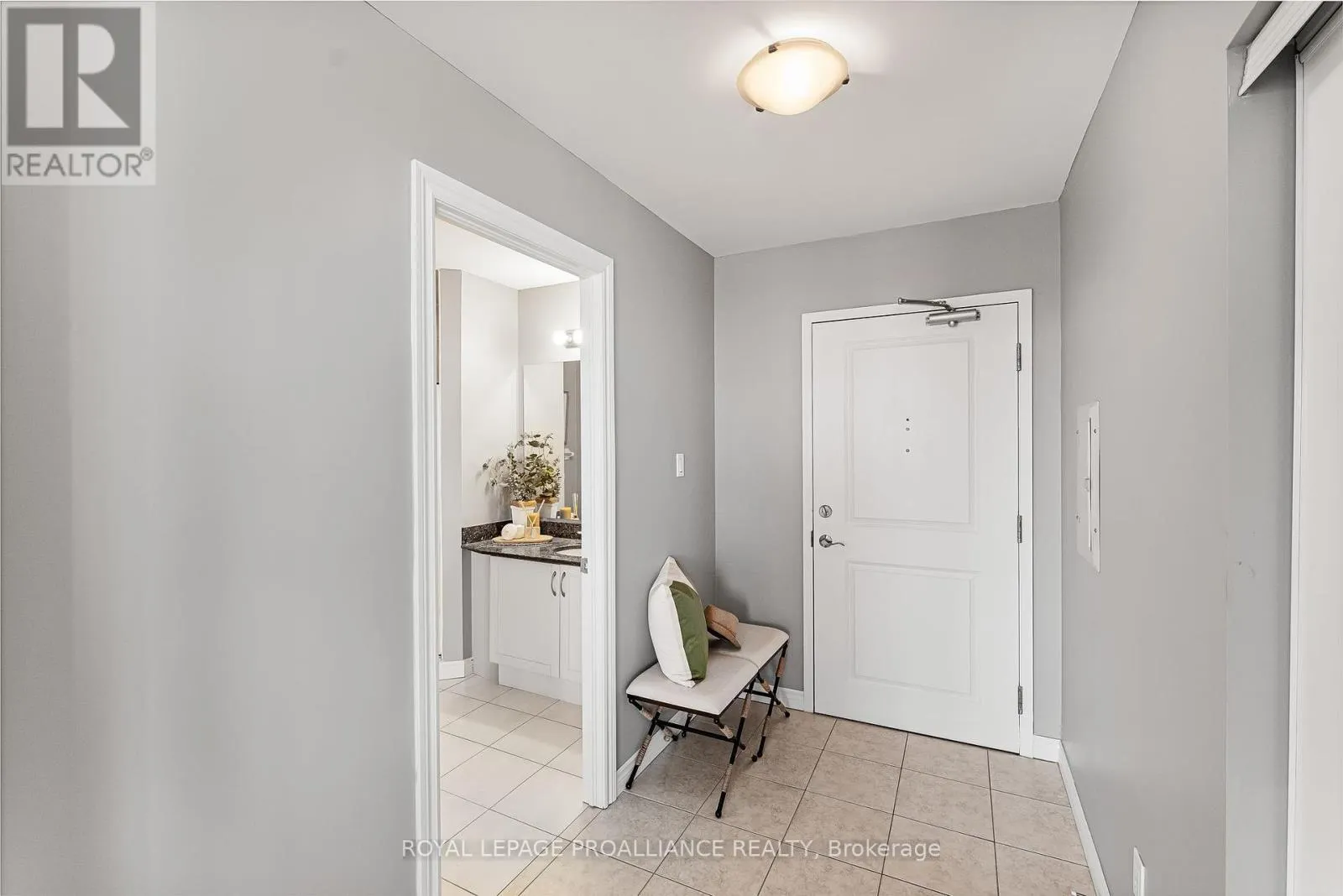 407 - 125 THIRD STREET, #407
