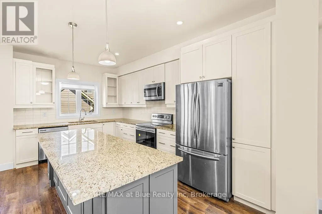 181 YELLOW BIRCH CRESCENT