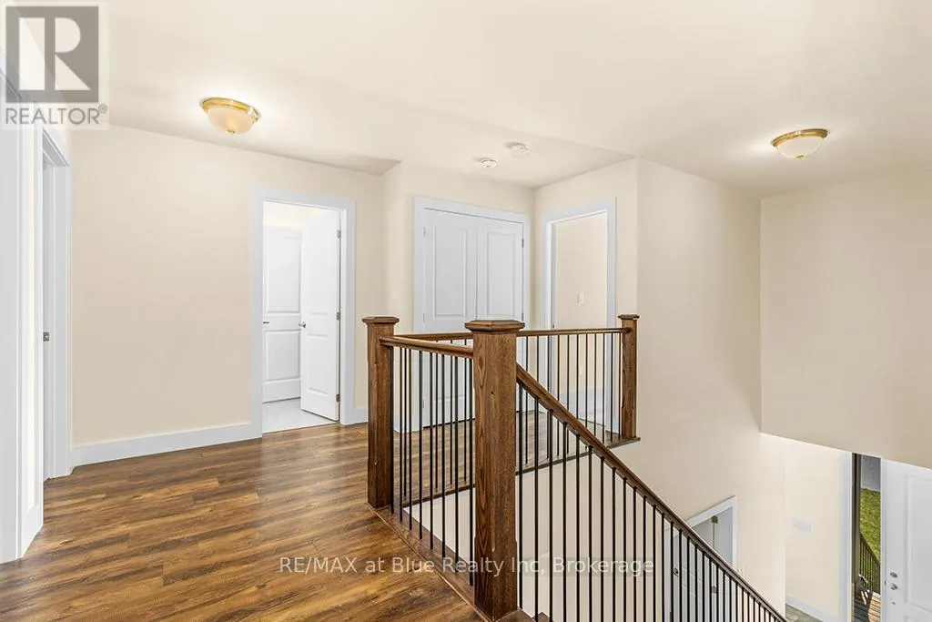 181 YELLOW BIRCH CRESCENT