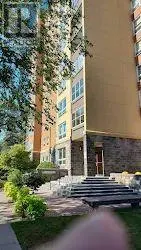 402 - 373 LAURIER AVENUE E
