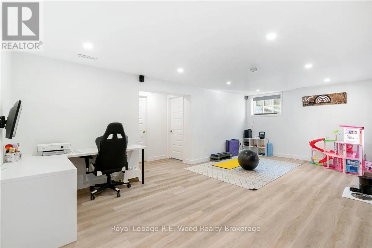 7 NANCY COURT