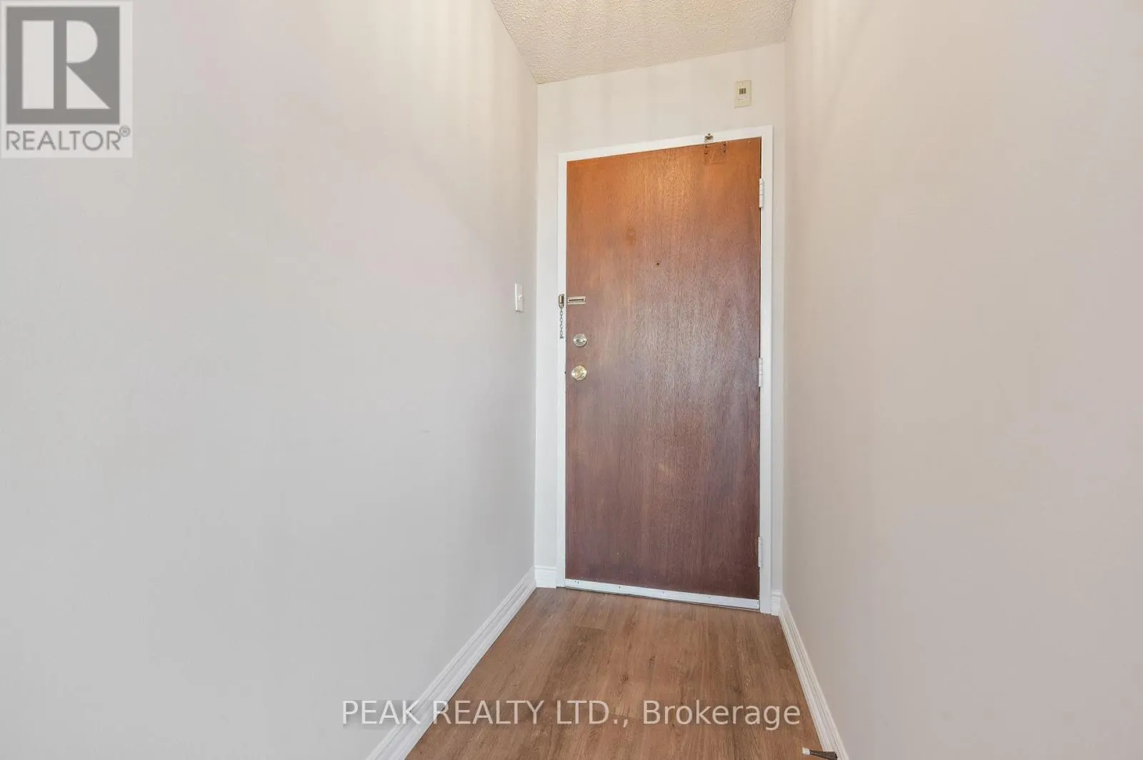507 - 375 KING STREET E