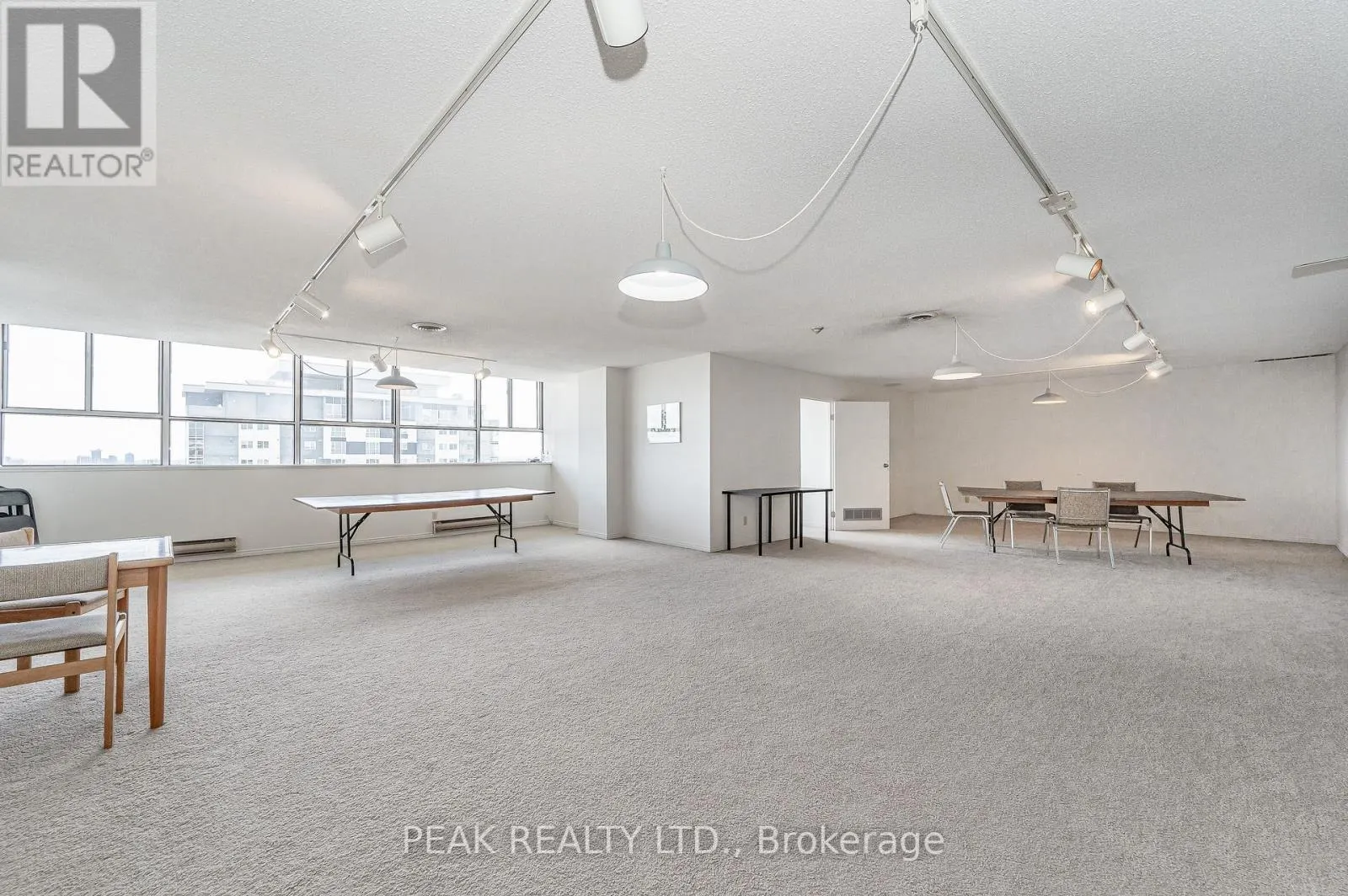 507 - 375 KING STREET E