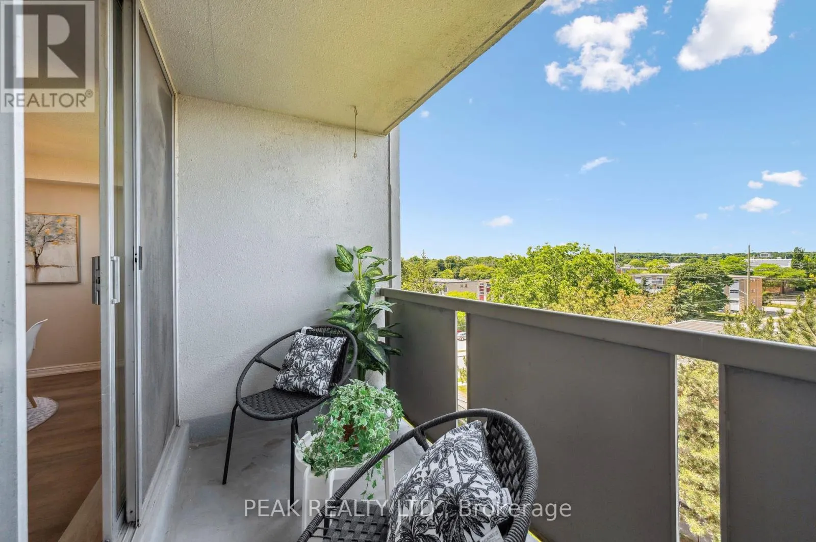 507 - 375 KING STREET E