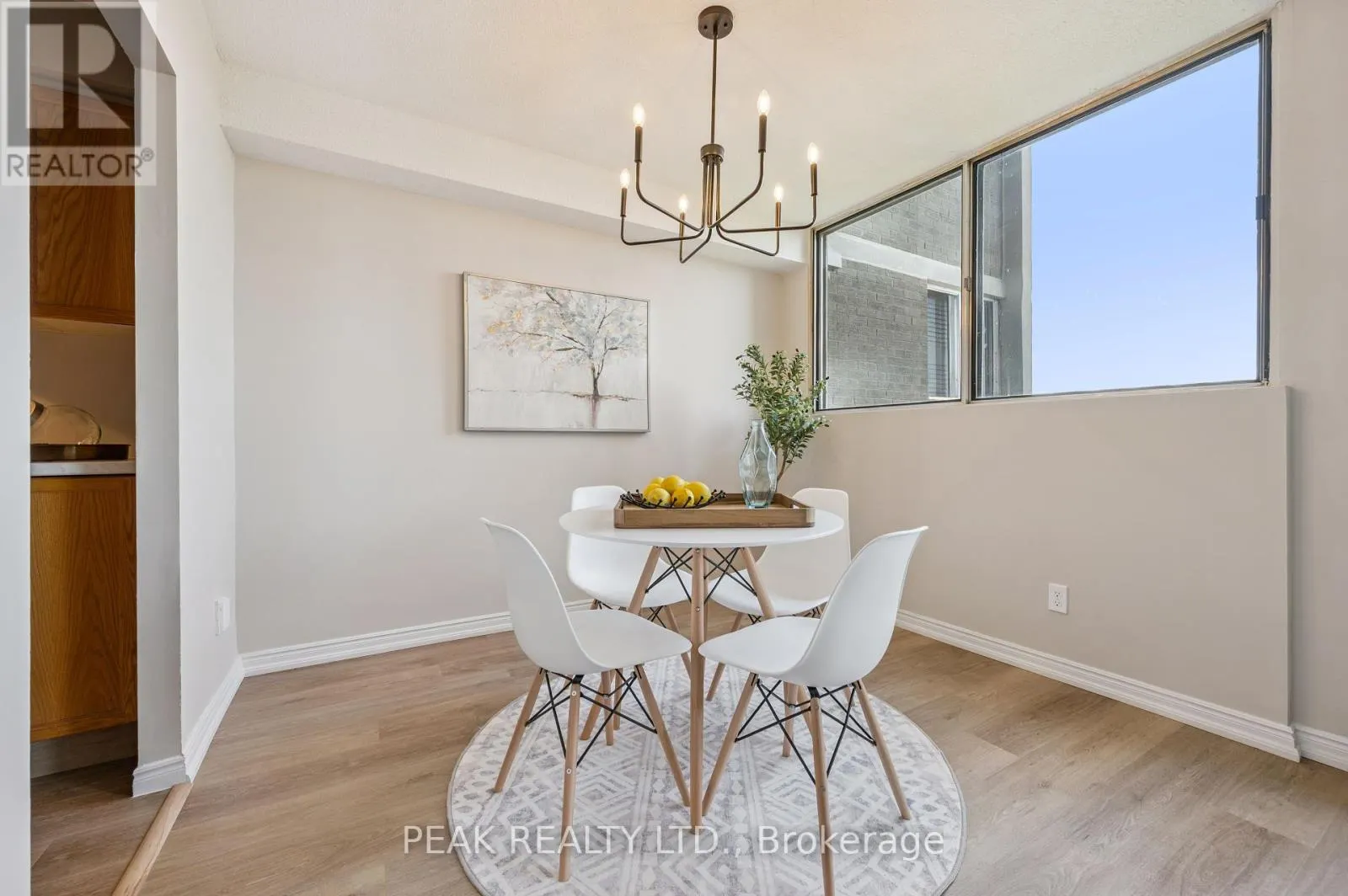 507 - 375 KING STREET E