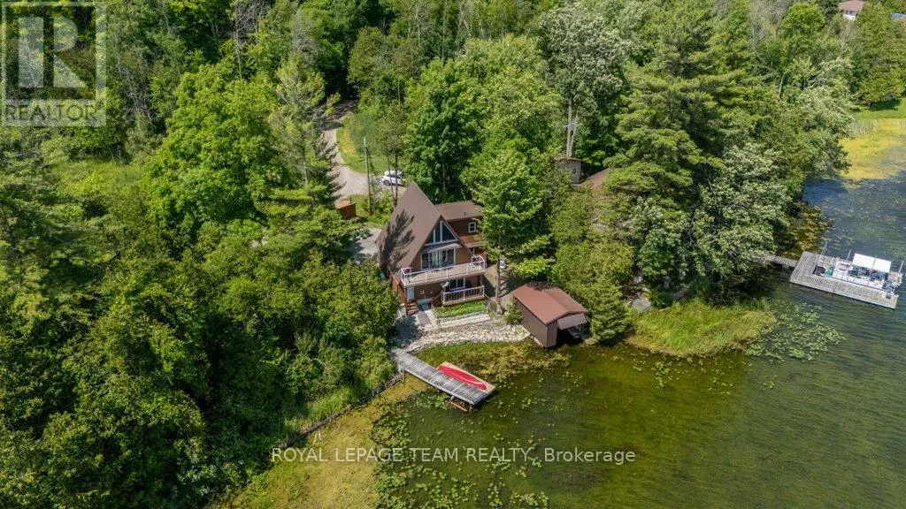 304 HAY BAY LANE