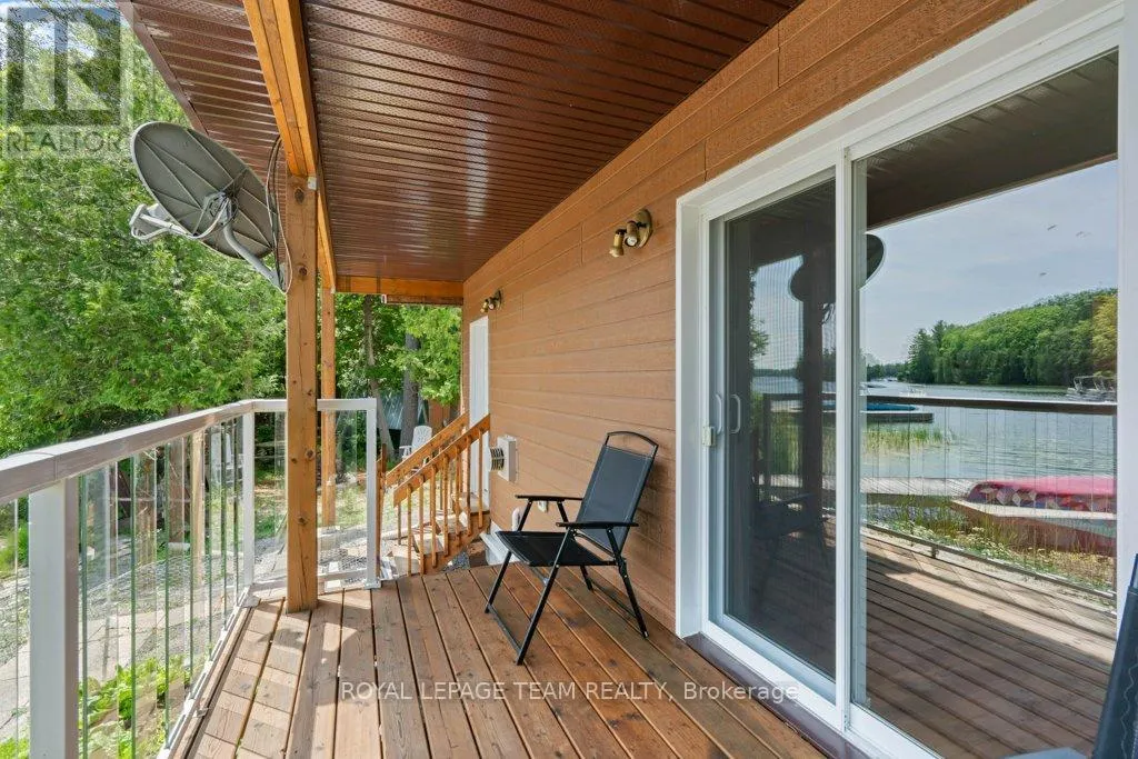 304 HAY BAY LANE