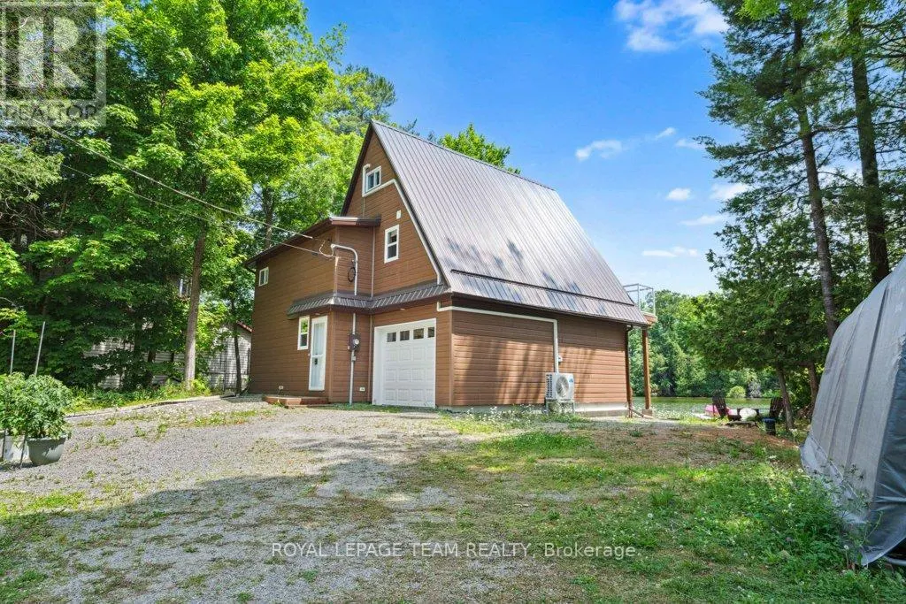 304 HAY BAY LANE