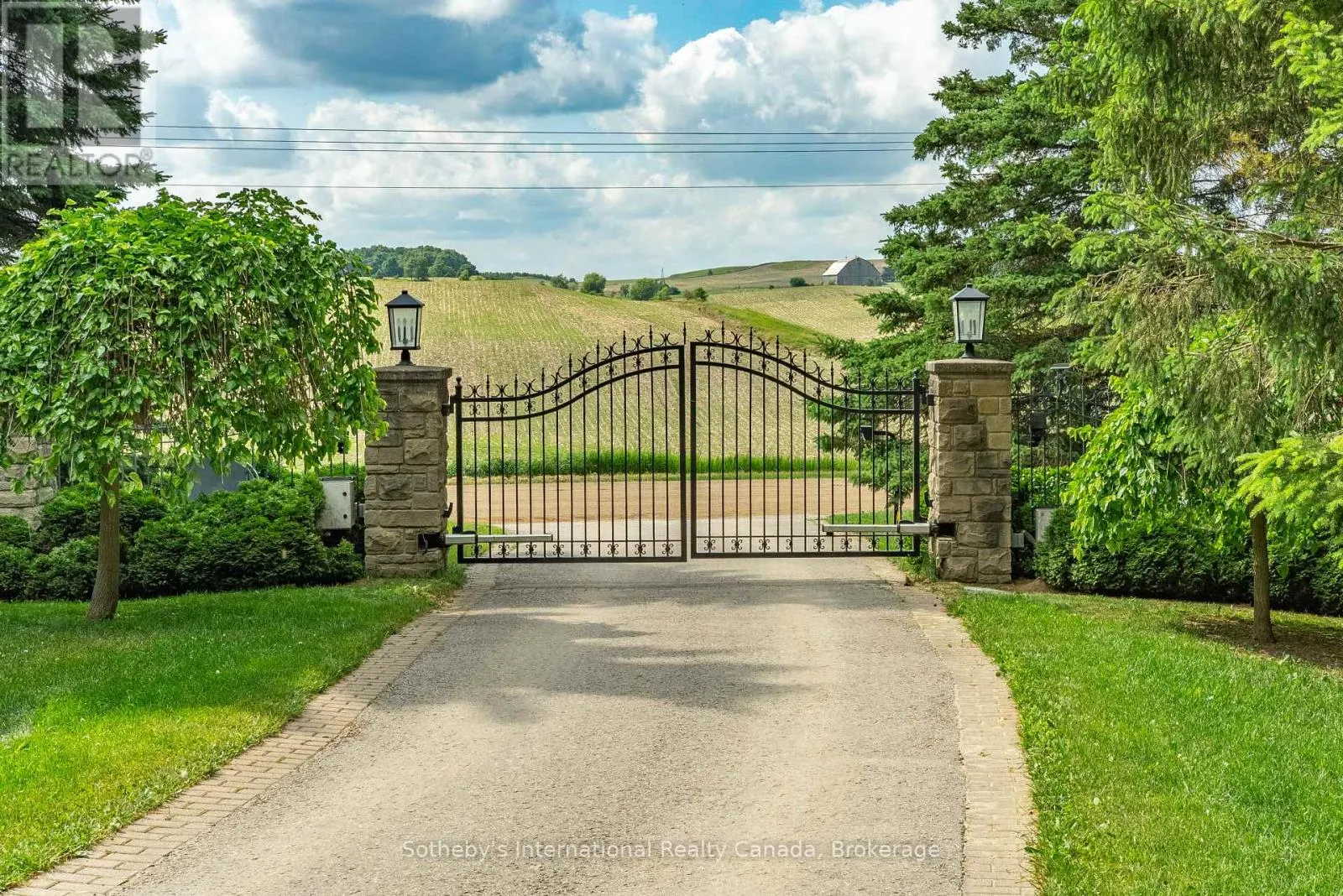 9255 SIDEROAD 27
