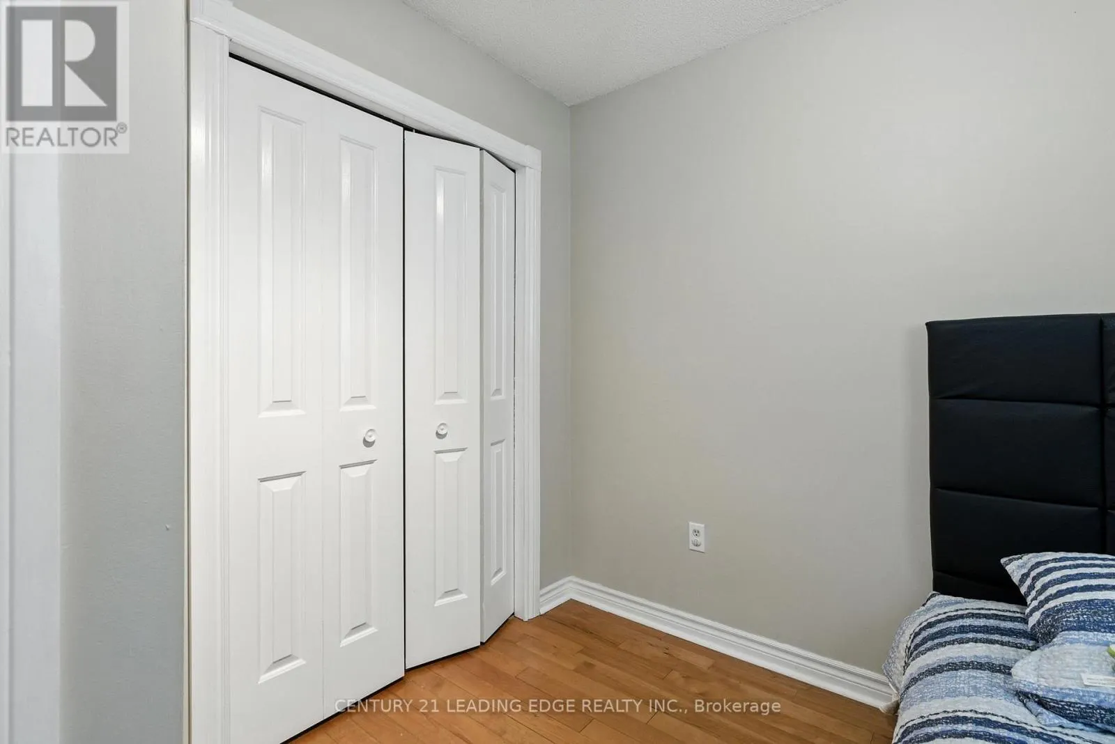 286 E 12TH STREET