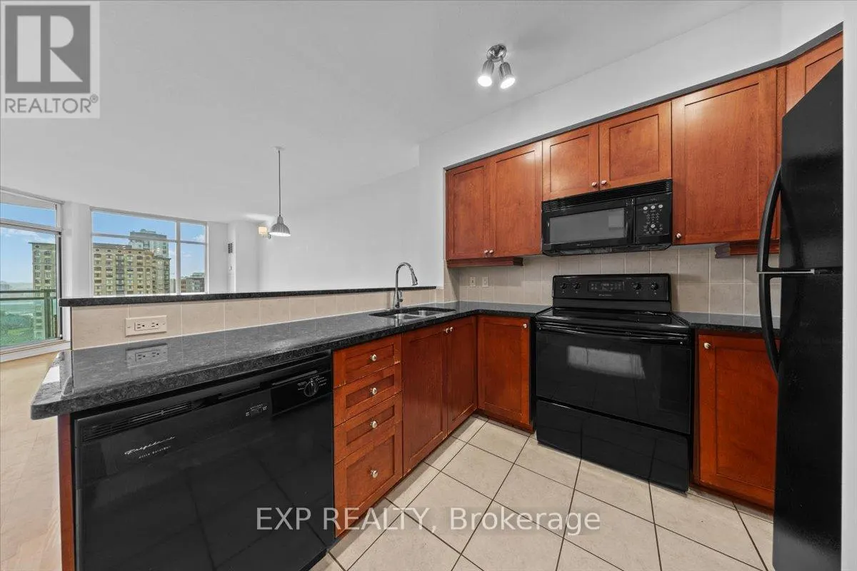 1003 - 570 LAURIER AVENUE W