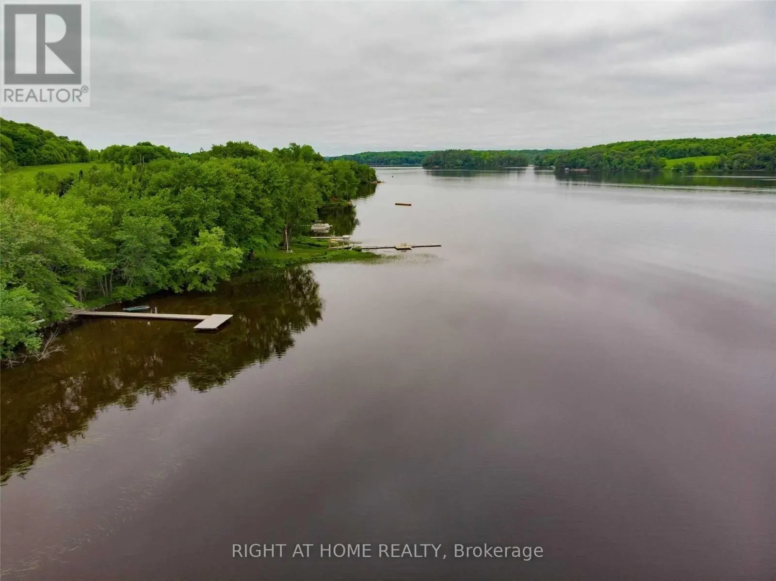 # 10 - 1326 WINDERMERE ROAD