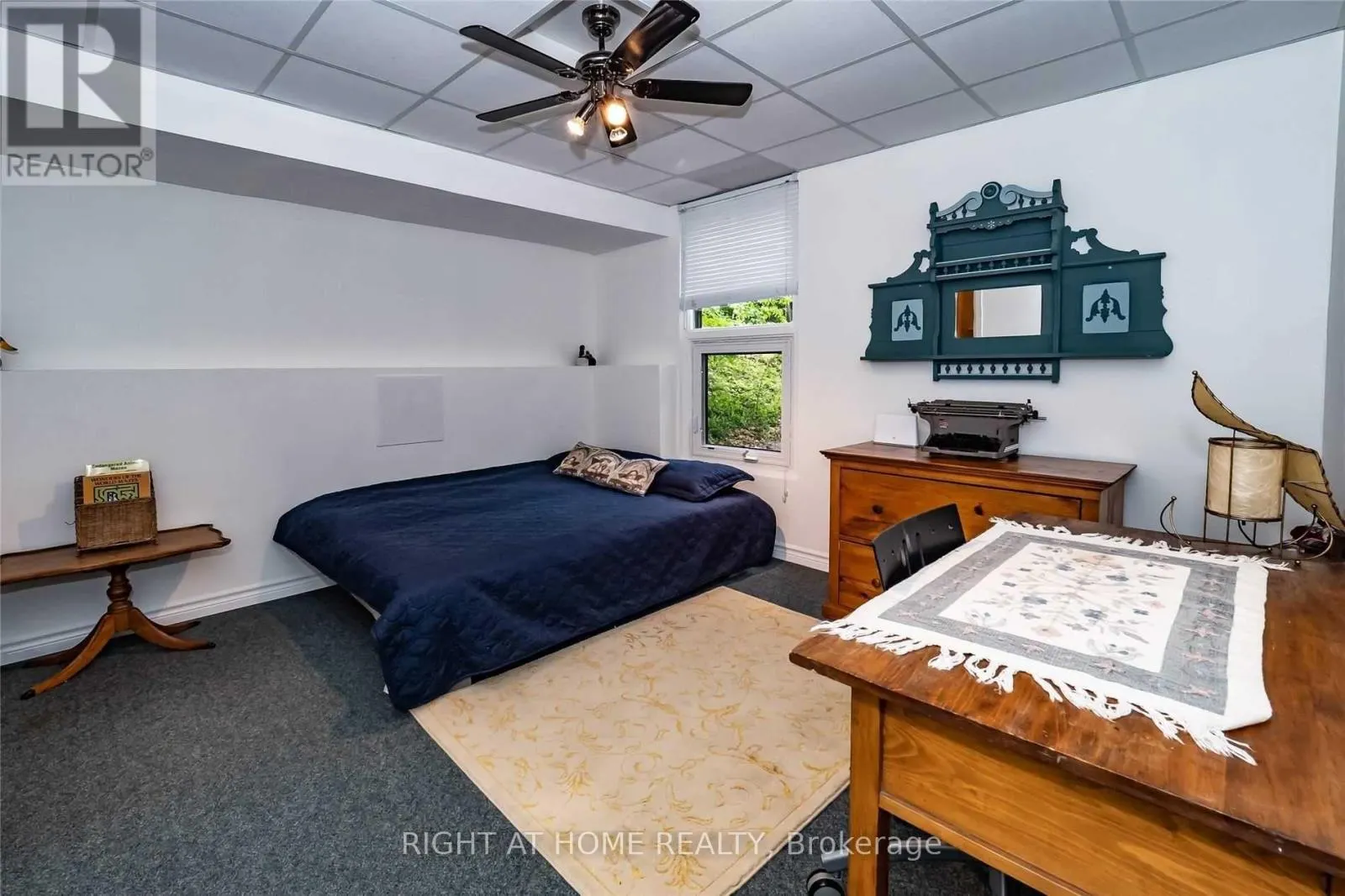 # 10 - 1326 WINDERMERE ROAD