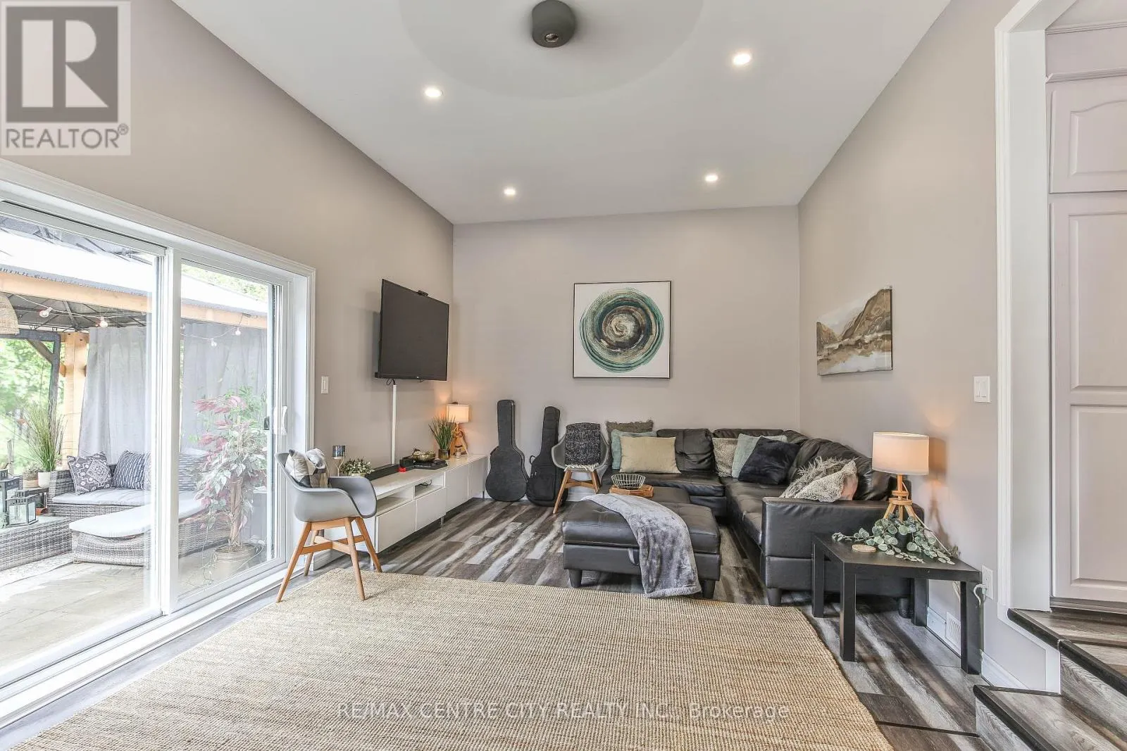 13 POTTERS ROAD N