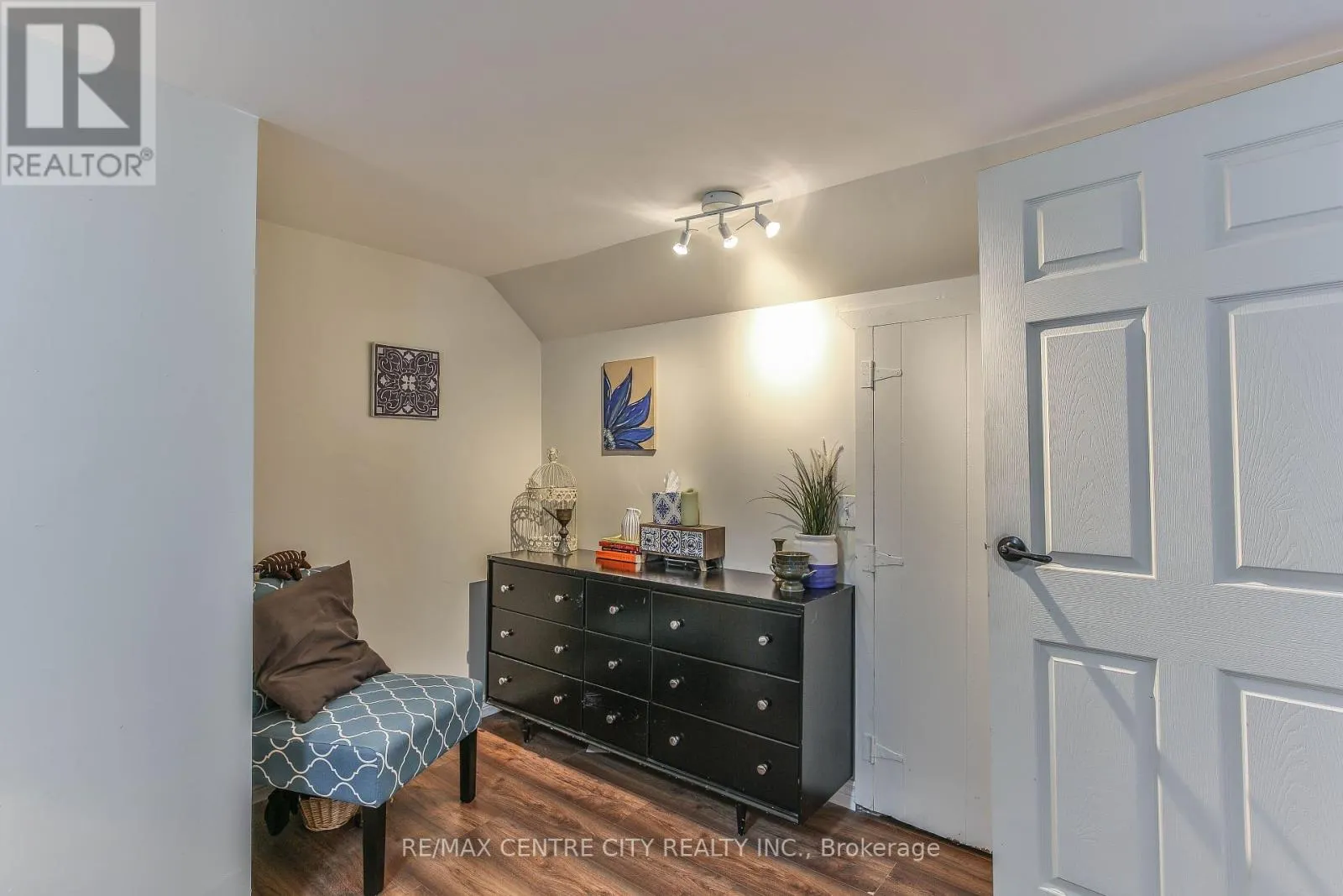 13 POTTERS ROAD N