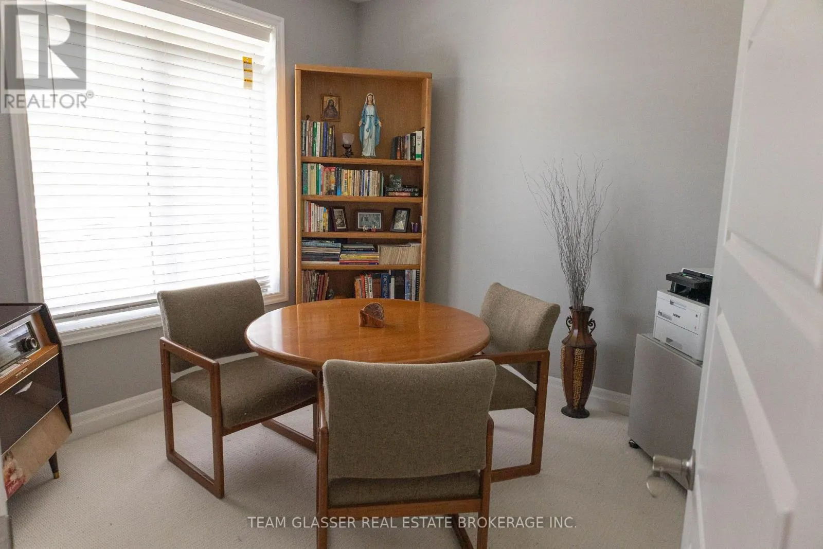 25 BIRCHALL LANE