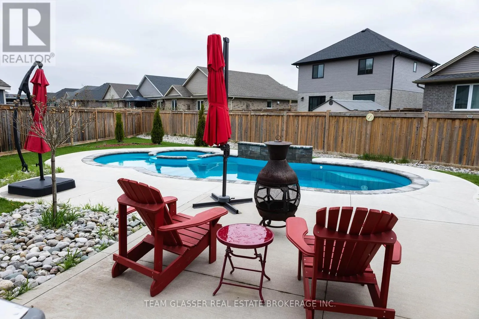 25 BIRCHALL LANE