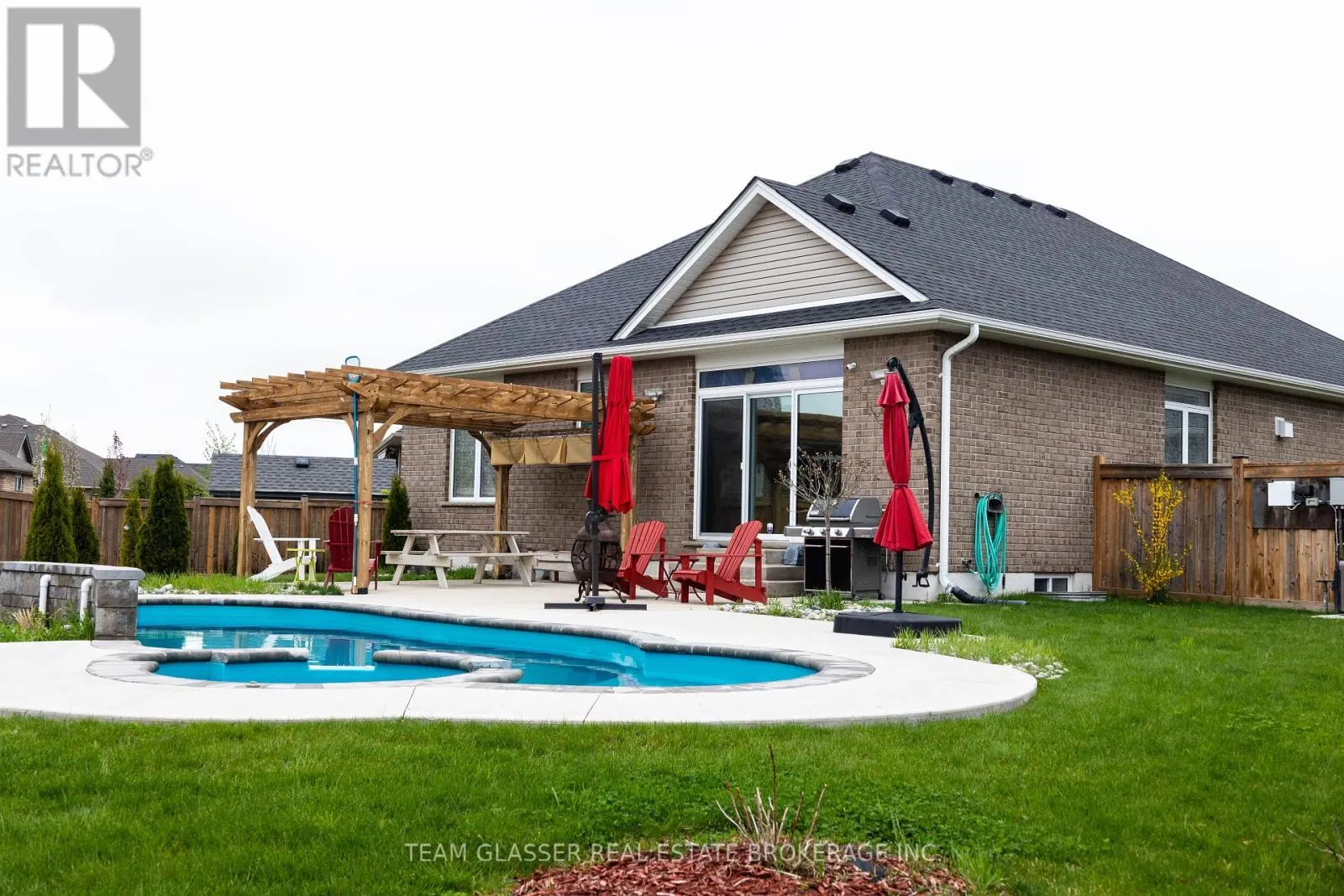 25 BIRCHALL LANE