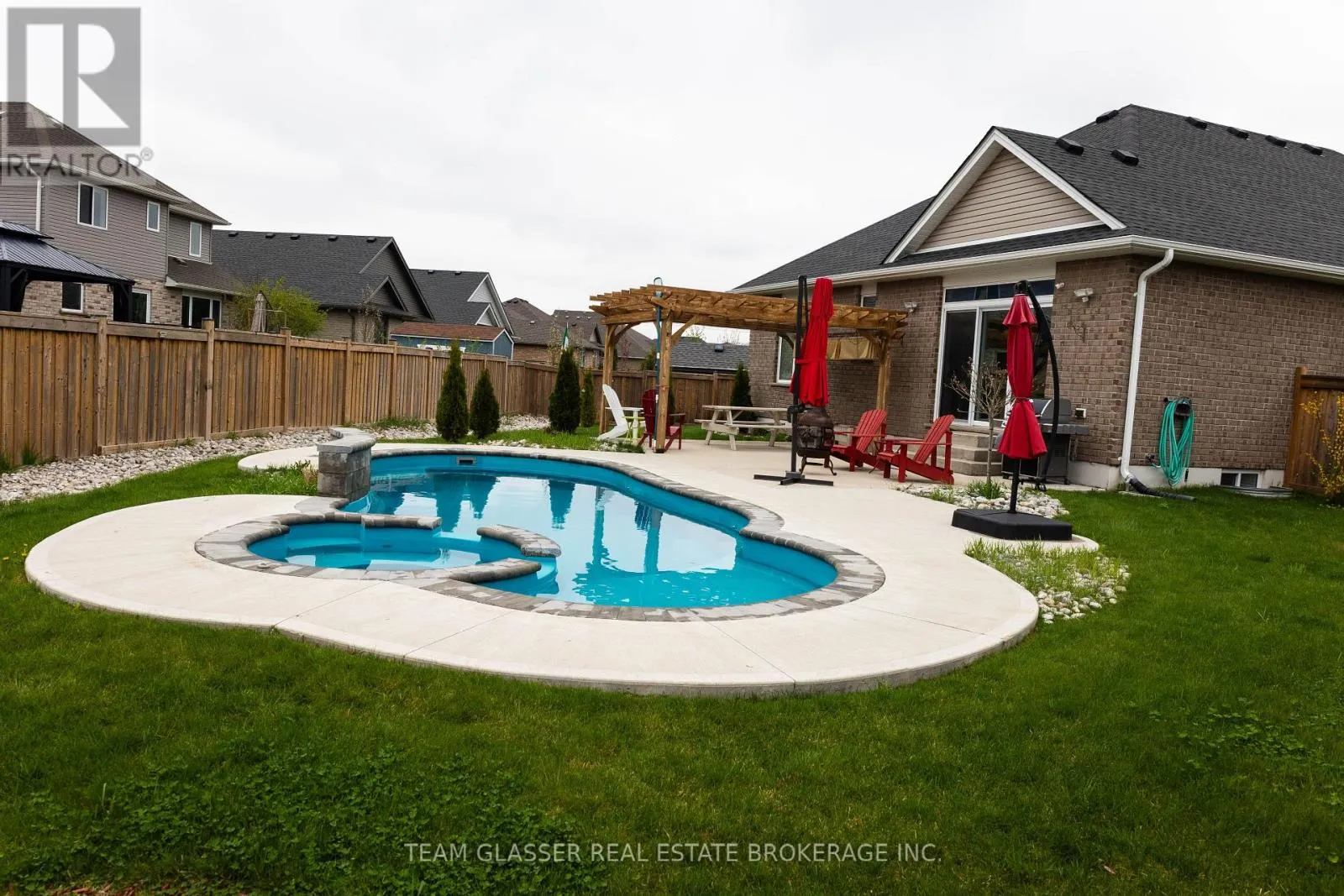 25 BIRCHALL LANE