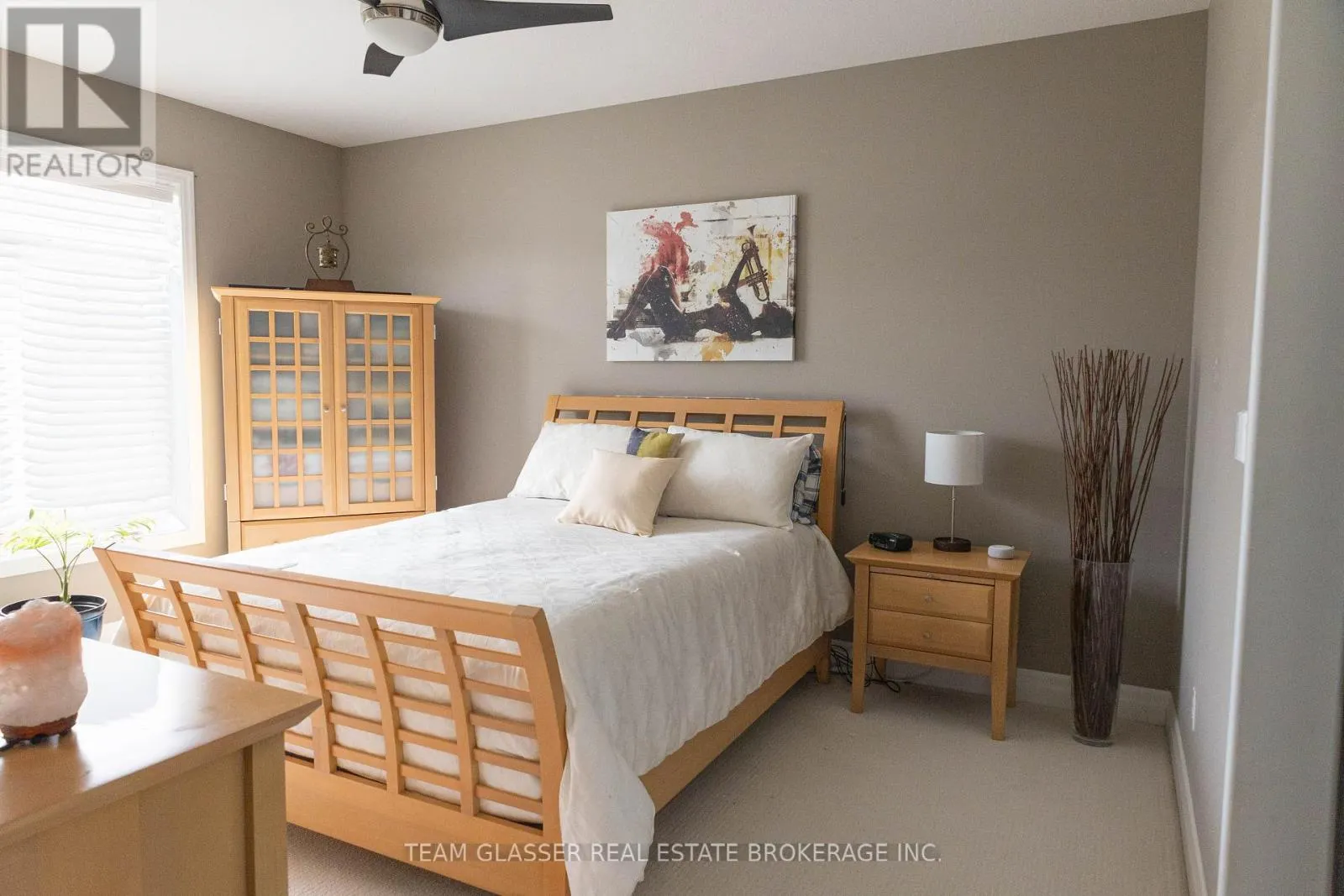 25 BIRCHALL LANE