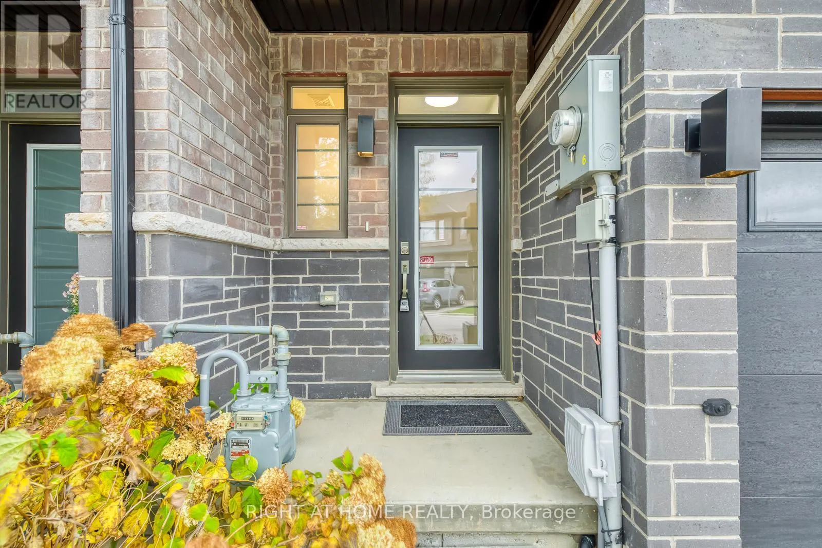 63 BURLEY LANE