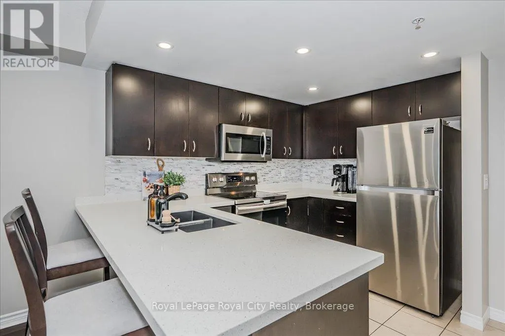 403 - 41 GOODWIN DRIVE, #403
