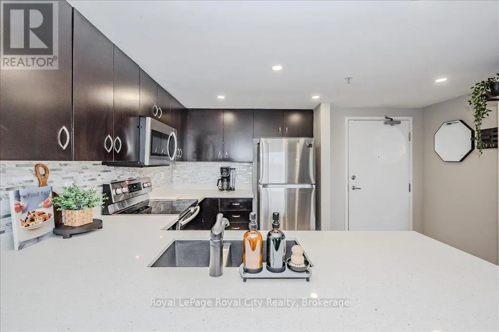 403 - 41 GOODWIN DRIVE, #403