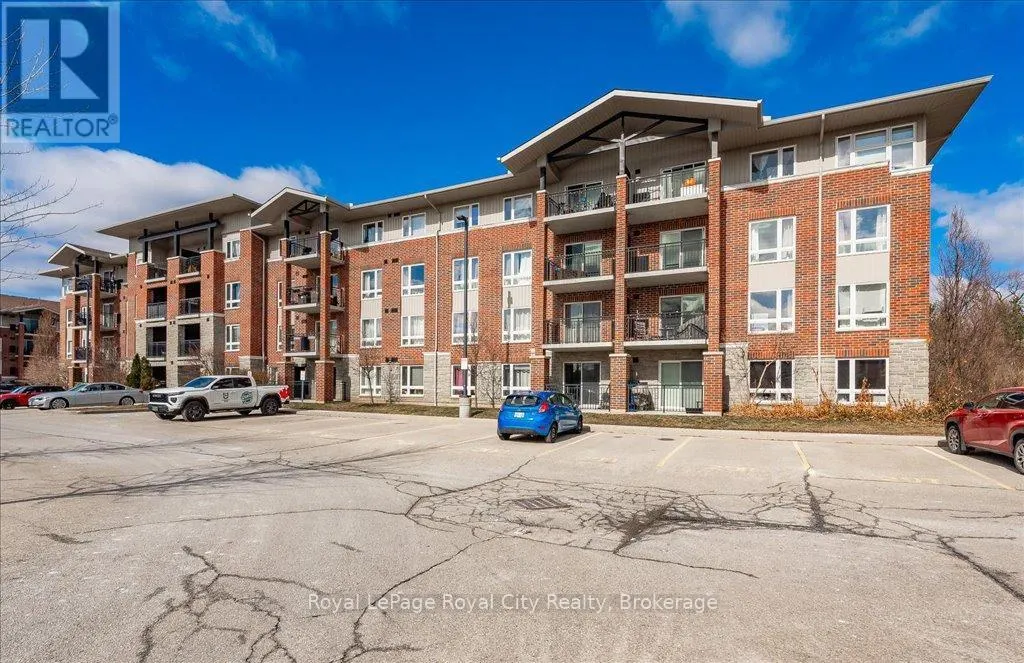 403 - 41 GOODWIN DRIVE, #403