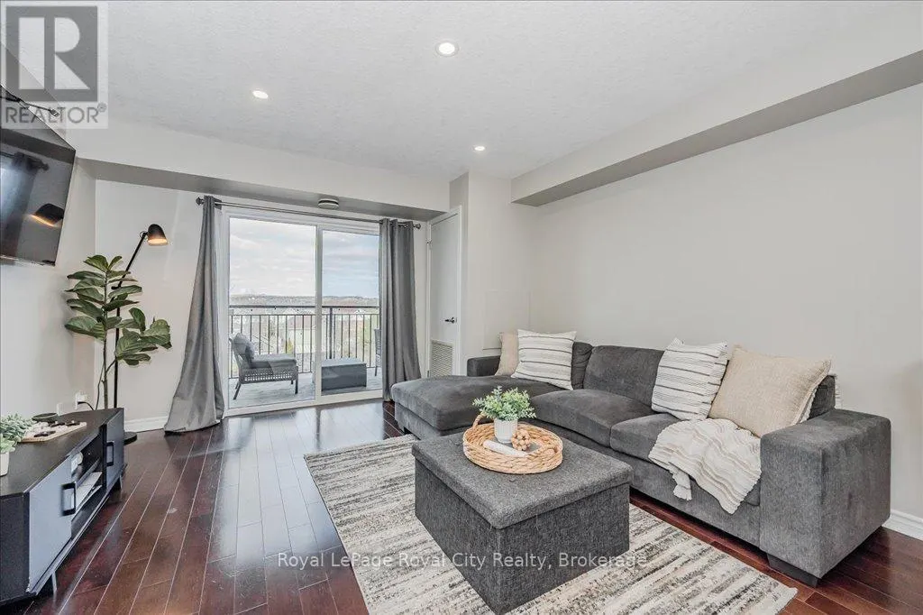 403 - 41 GOODWIN DRIVE, #403