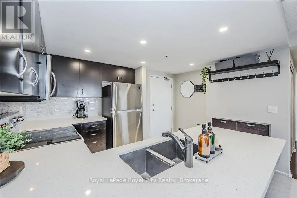 403 - 41 GOODWIN DRIVE, #403