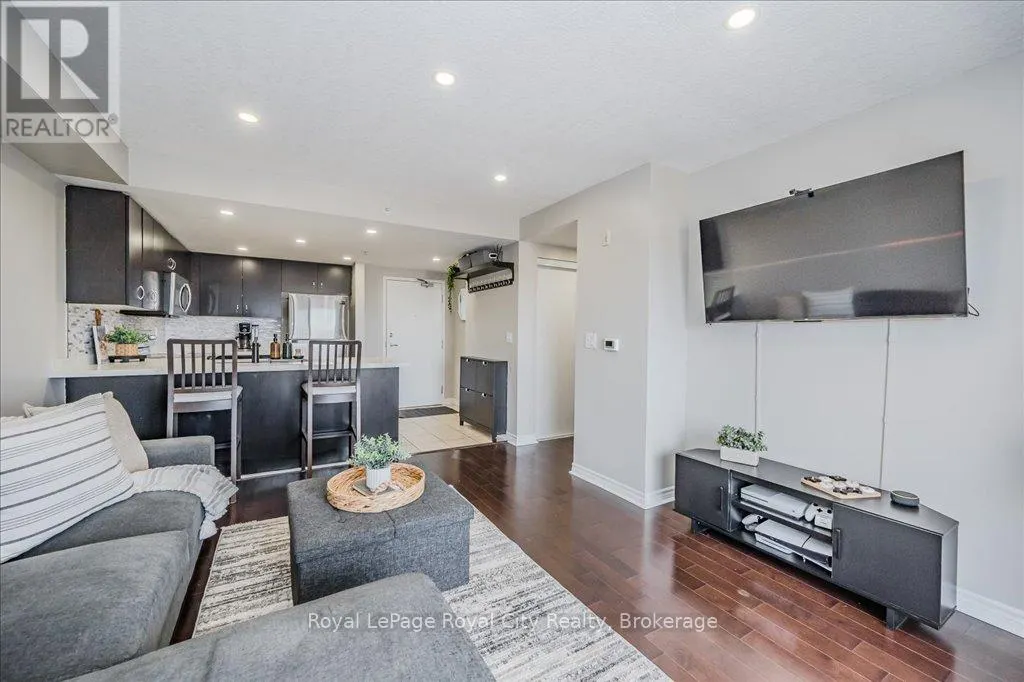 403 - 41 GOODWIN DRIVE, #403