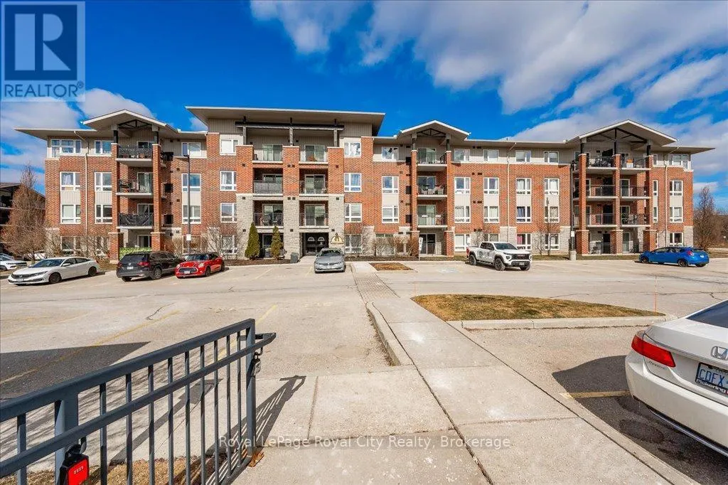 403 - 41 GOODWIN DRIVE, #403