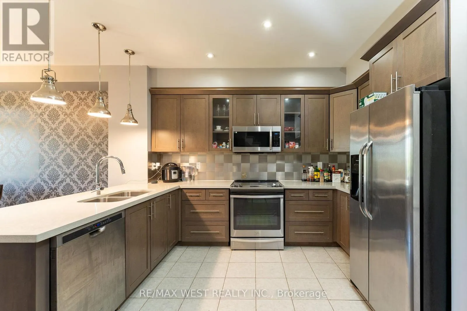 14 - 515 WINSTON ROAD