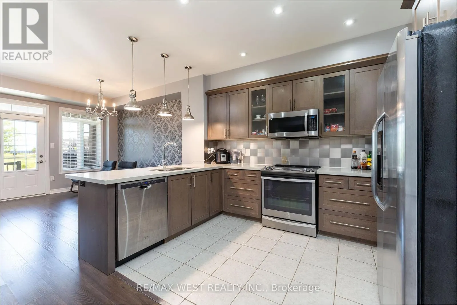 14 - 515 WINSTON ROAD