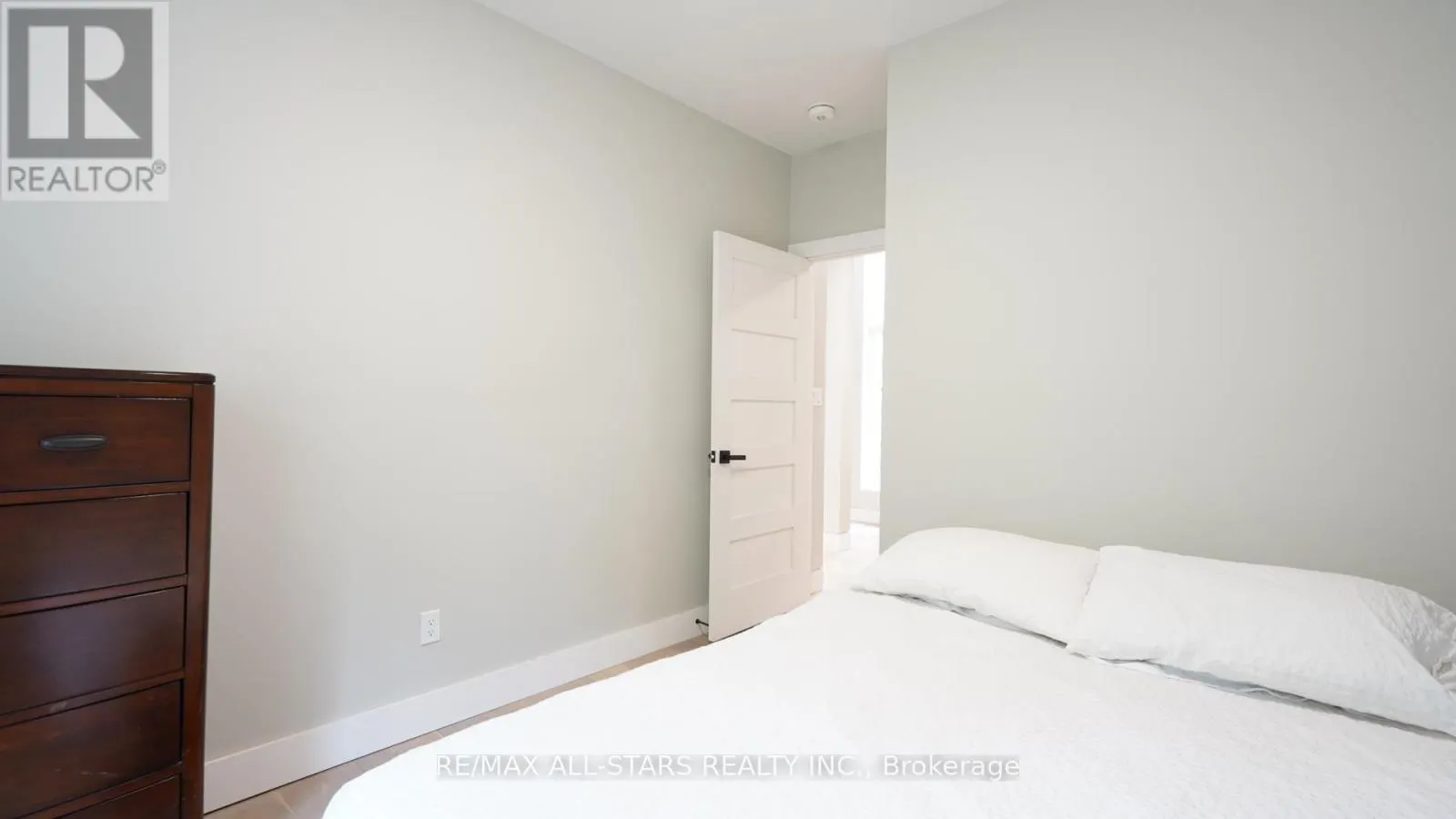 87 RIVERSIDE DRIVE