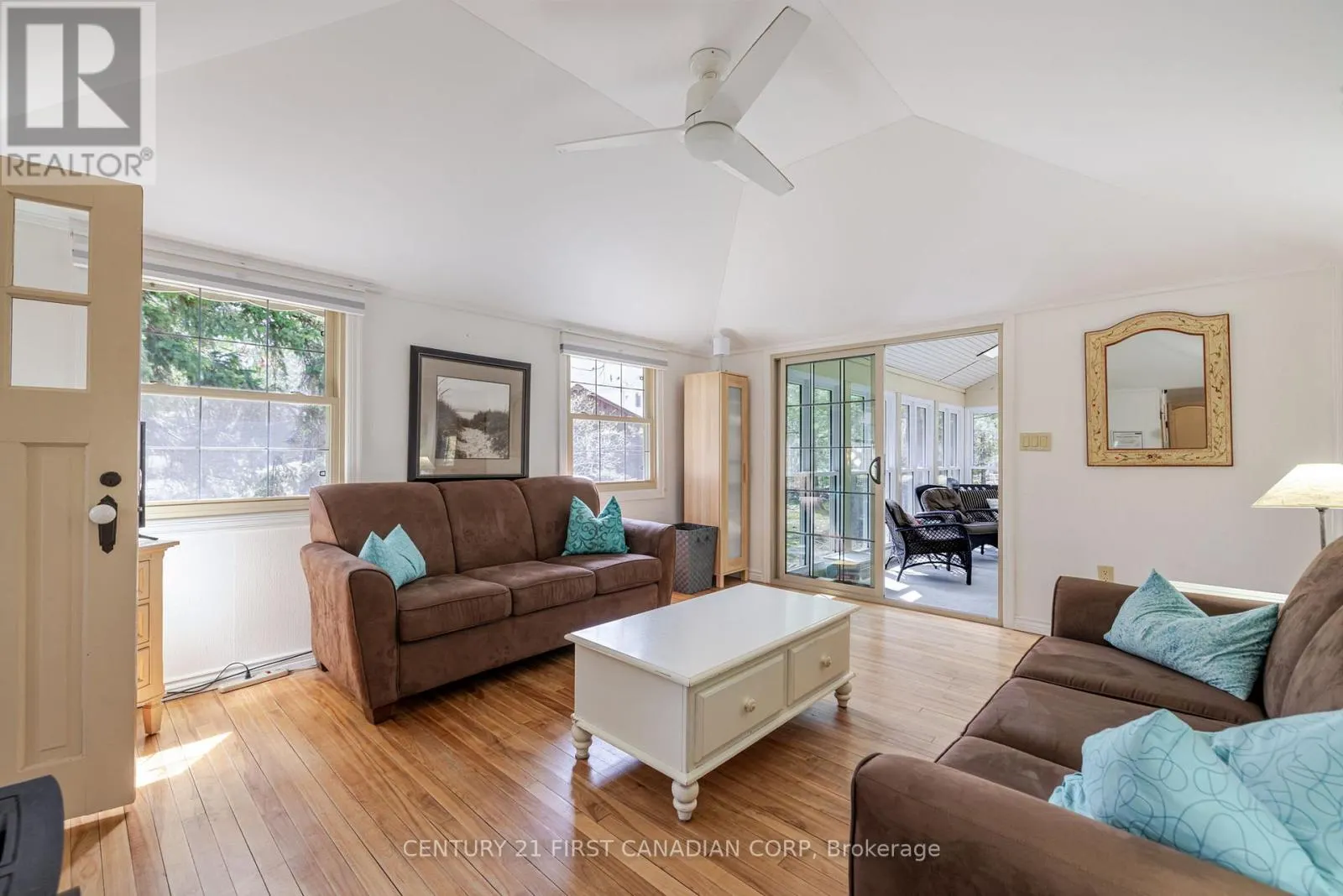 47 HEAMAN CRESCENT