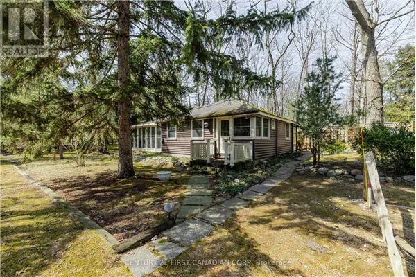 47 HEAMAN CRESCENT
