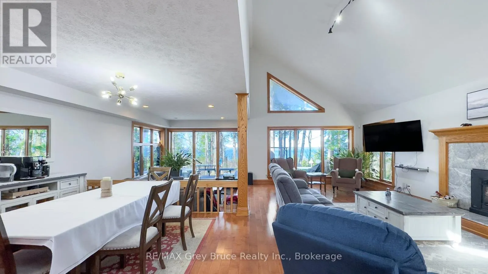 128 THORNRIDGE ROAD