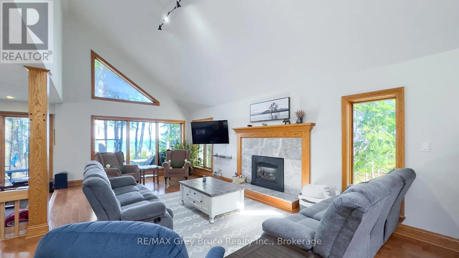 128 THORNRIDGE ROAD