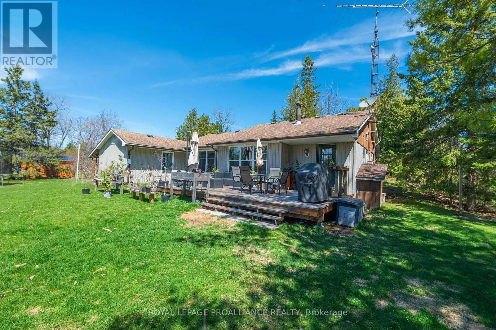 280 PRESQU'ILE PARKWAY