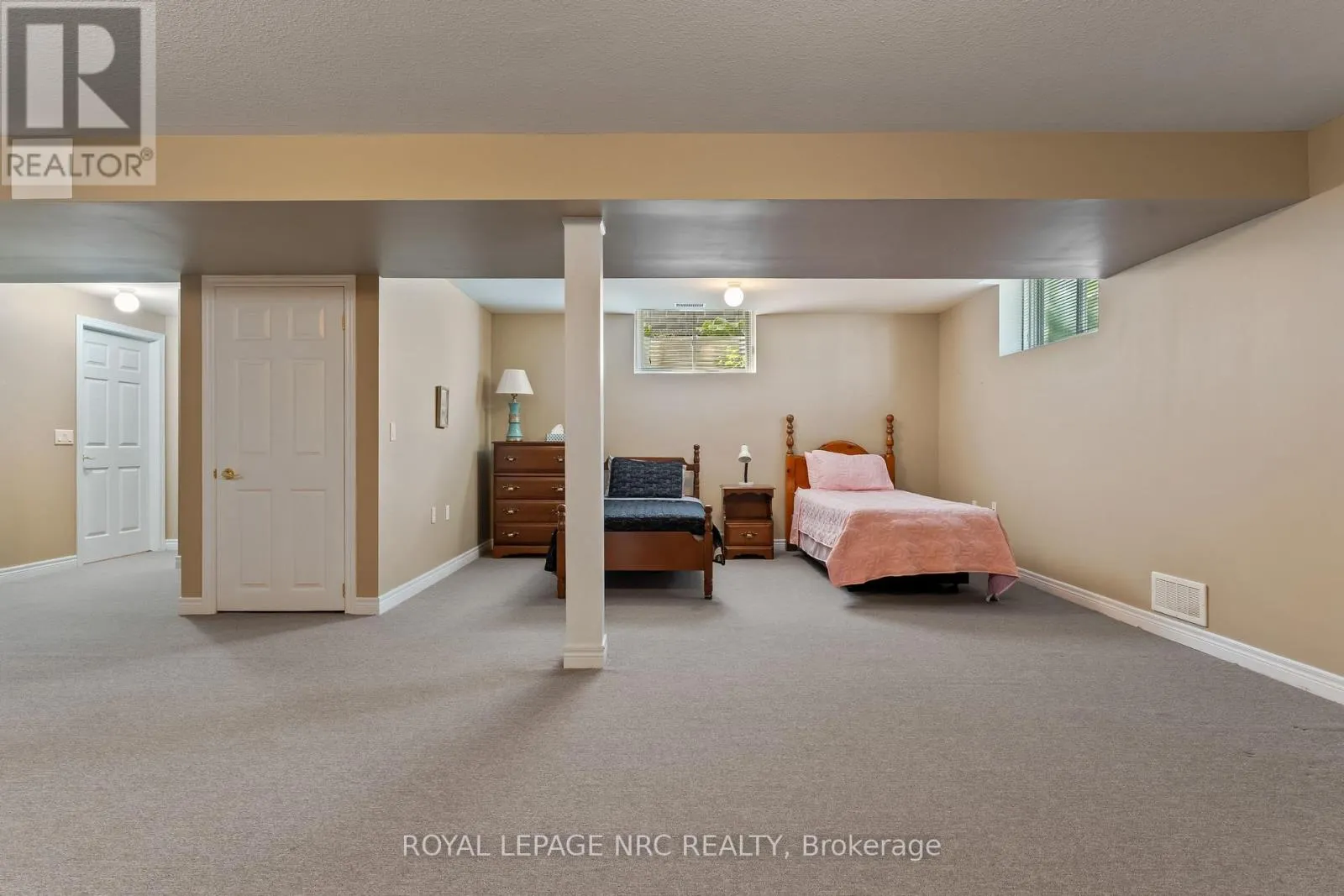 3900 RAINBOW LANE