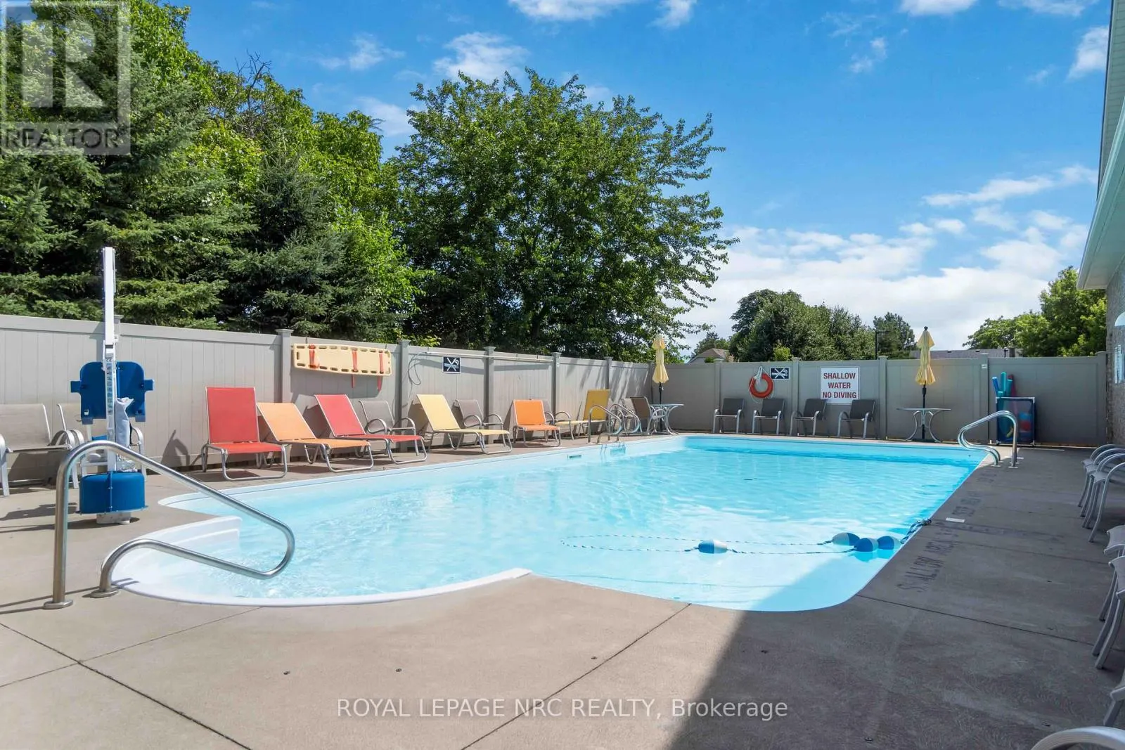 3900 RAINBOW LANE