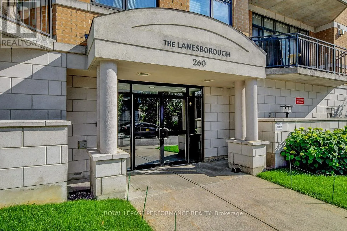 PH2 - 260 BESSERER STREET