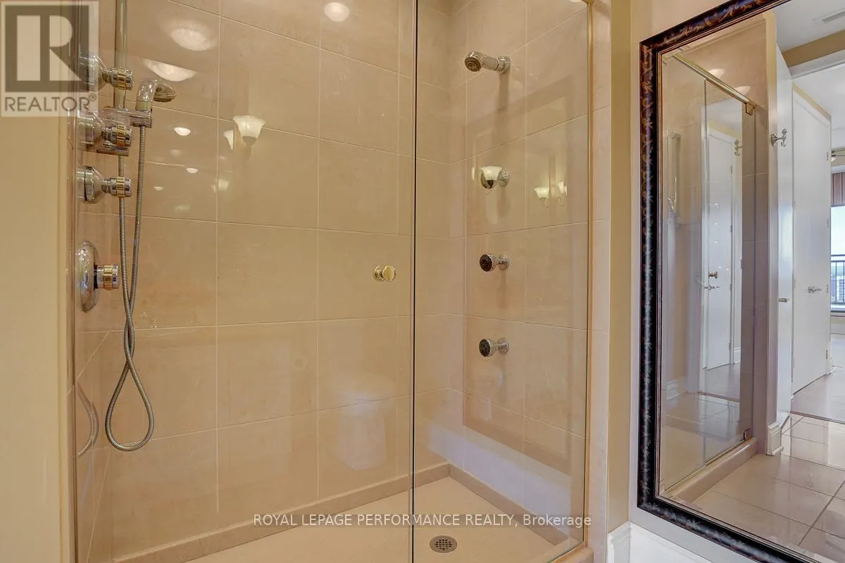 PH2 - 260 BESSERER STREET