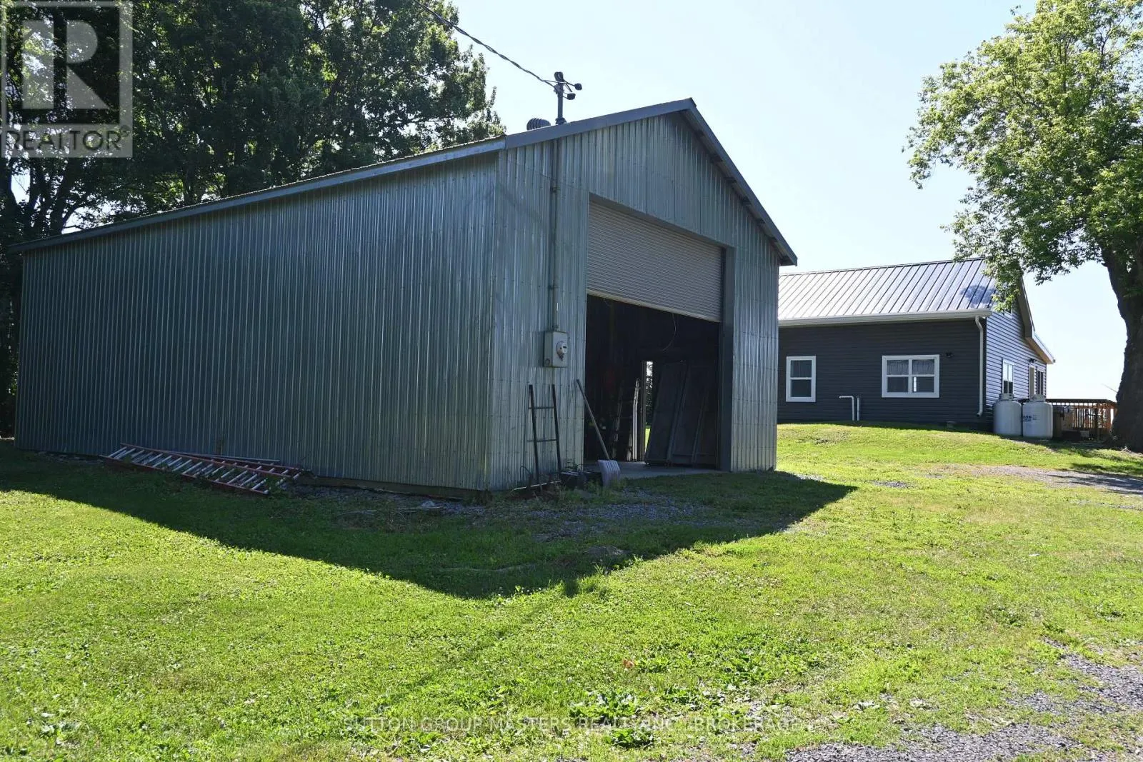 5175 FRONT ROAD