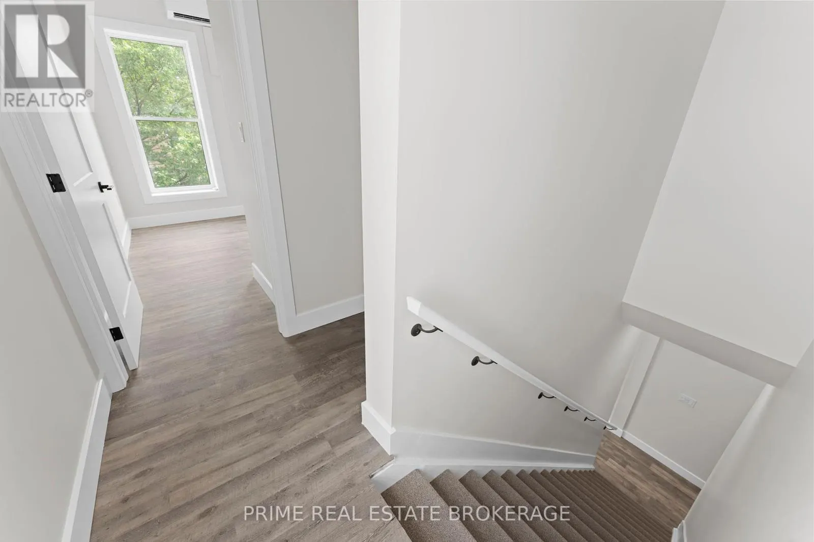 8 - 539 TALBOT STREET, #8