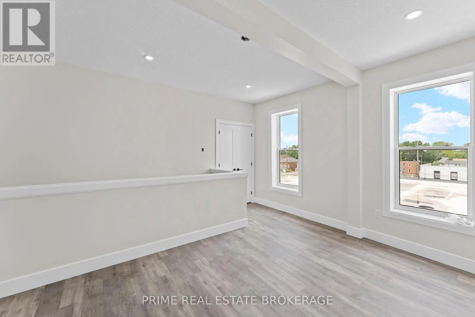 8 - 539 TALBOT STREET, #8