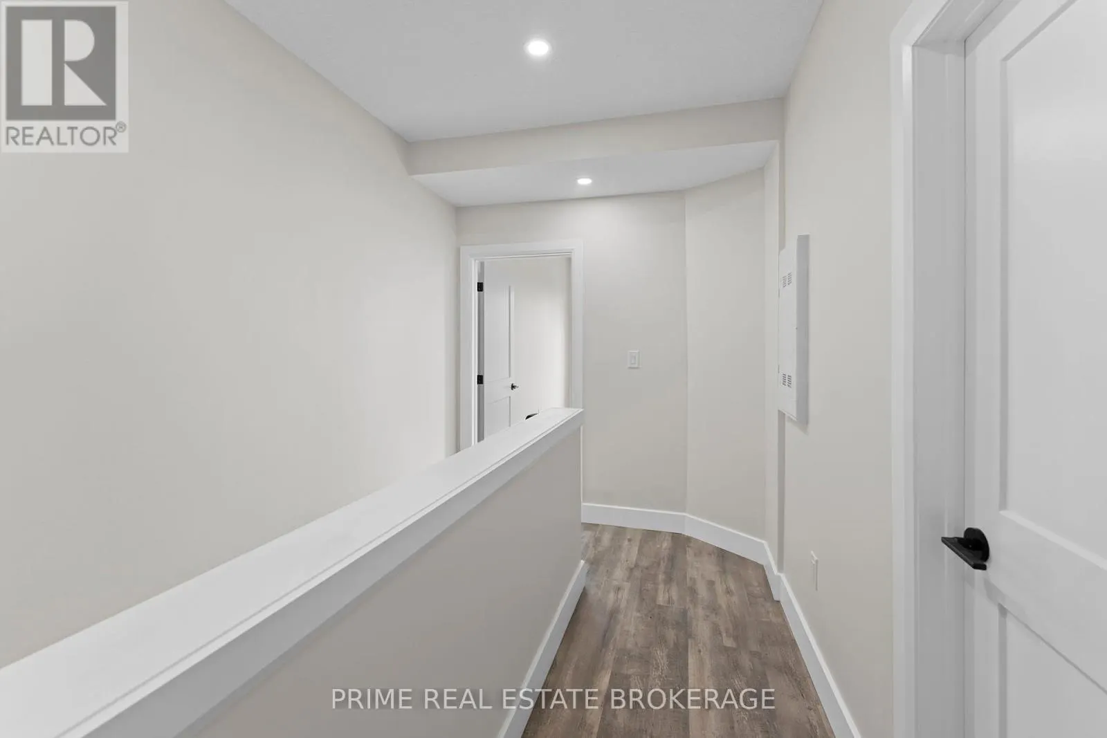 8 - 539 TALBOT STREET, #8
