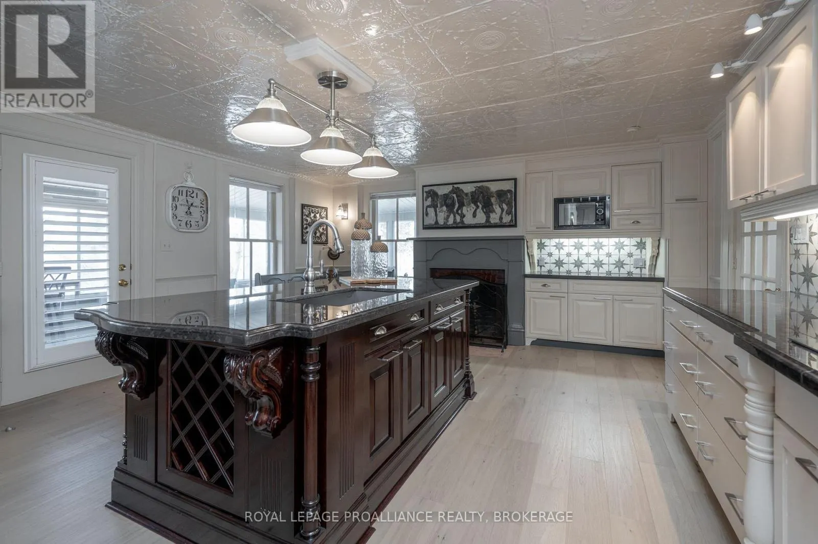 330 COLEBROOK ROAD